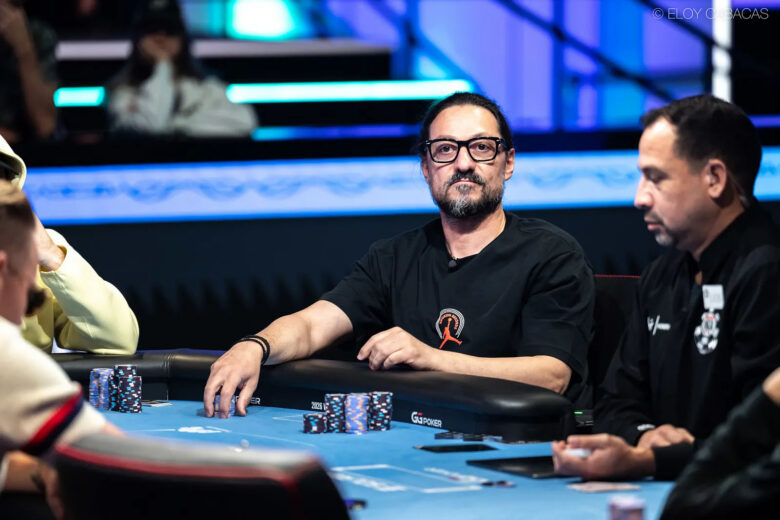 Evagorou, giocatore amatoriale attivo dal 2009, è alla sua prima partecipazione al WSOP Main Event.