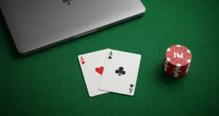 Quanto Costa Davvero Passare al Poker Live Oggi?